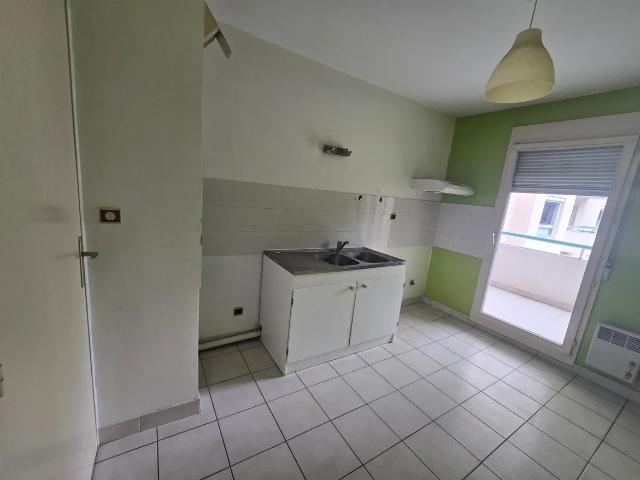 Location Appartement Rue Pierre Robin, Lyon