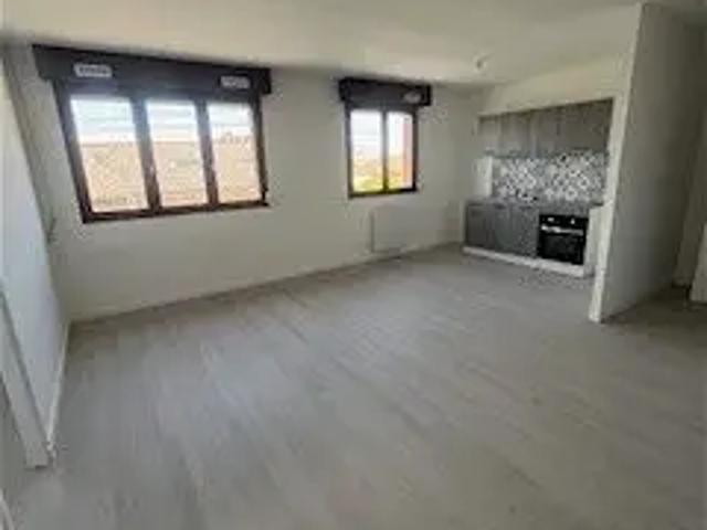 Location Appartement Rue Pierre Vanderbecq, Maing
