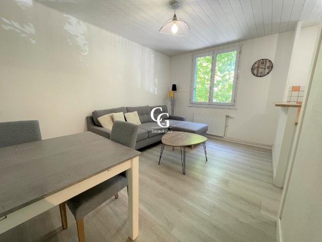 Location Appartement Rue Président Desmars, Nantes
