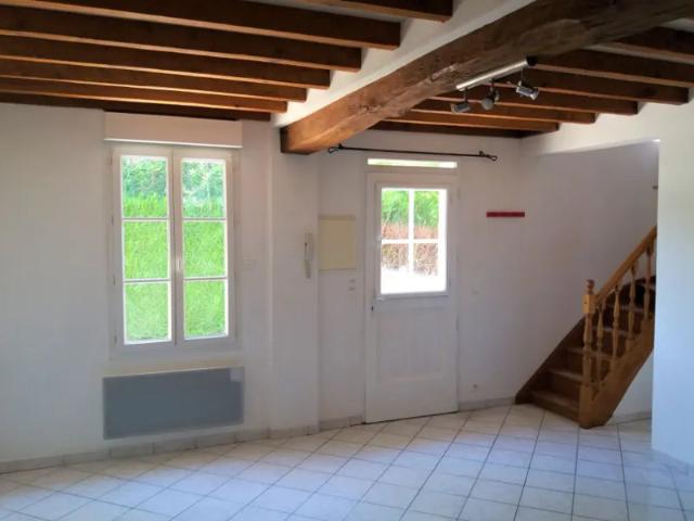 Location Appartement Rue Principale, Chevincourt