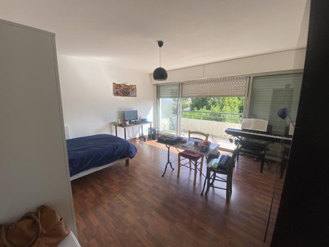 Location Appartement Rue Privat, Bordeaux