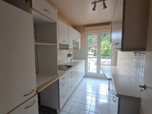 Location Appartement Rue Royale, Fontainebleau