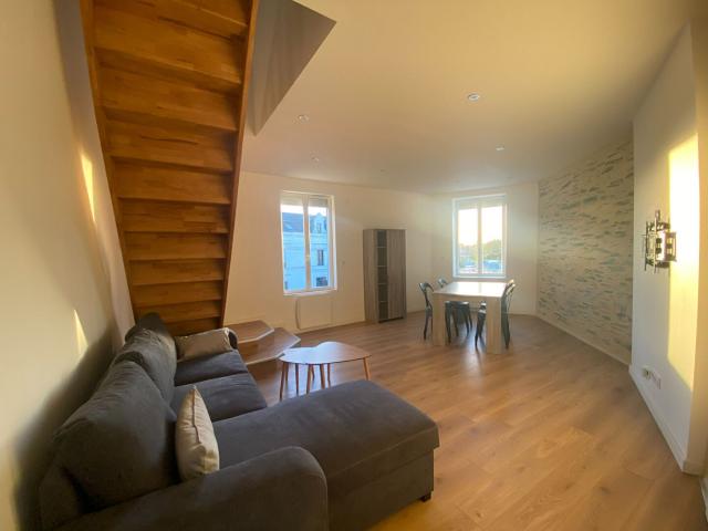 Location Appartement Rue Royale, Loire Authion