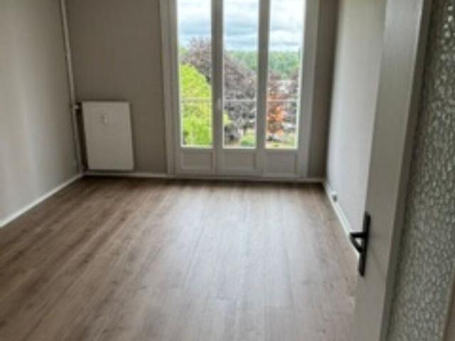 Location Appartement Rue Robert Gouin, La Ferté Bernard