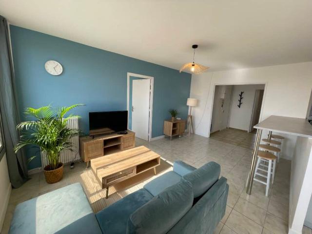 Location Appartement Rue Robert Lavergne, Asnières sur Seine