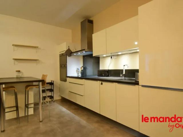 Location Appartement Rue Robert Schuman, Bègles