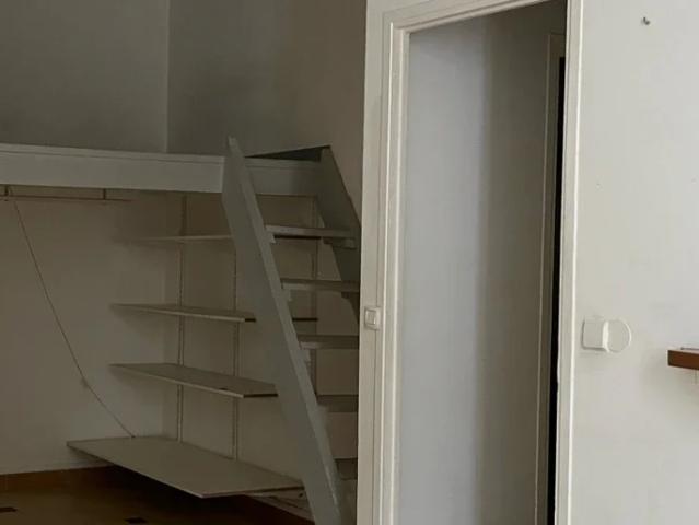 Location Appartement Rue Roger Renzo, Marseille