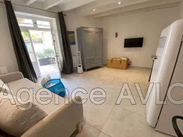 Location Appartement Rue Roland Inisan, Châteaurenard