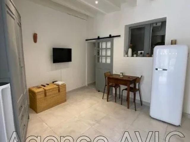 Location Appartement Rue Roland Inisan, Châteaurenard