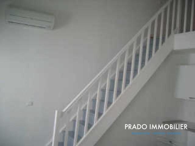 Location Appartement Rue Rosella, La Chapelle St. Fray