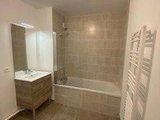 Location Appartement Rue Raymond Lecuppre, Lens