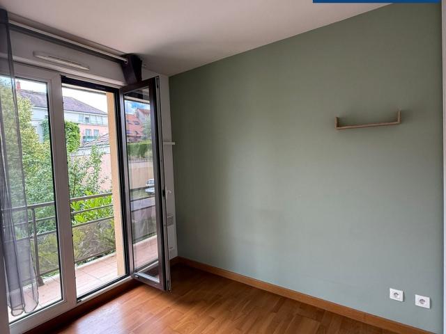 Location Appartement Rue Raymond Patenôtre, Rambouillet