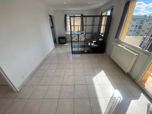Location Appartement Rue Raymond Poincaré, Hœnheim