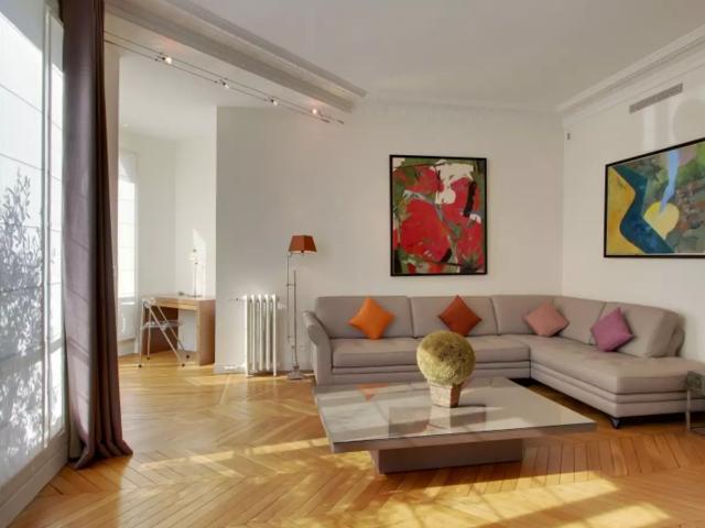Location Appartement Rue Raynouard, Paris