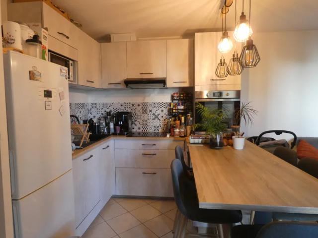 Location Appartement Rue Raspail, Oullins Pierre Bénite
