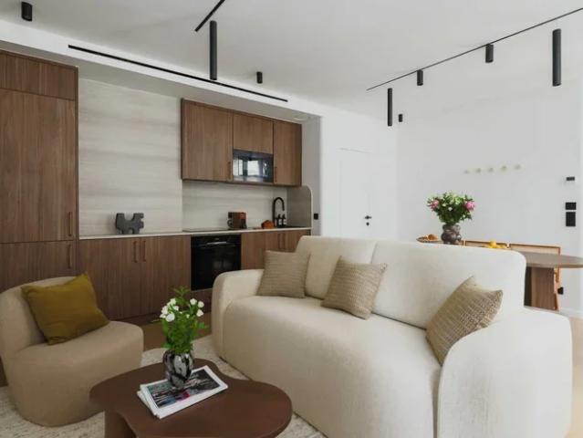 Location House Rue Réaumur, Paris