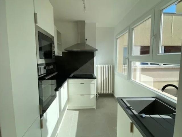 Location Appartement Rue René Paquet, Metz