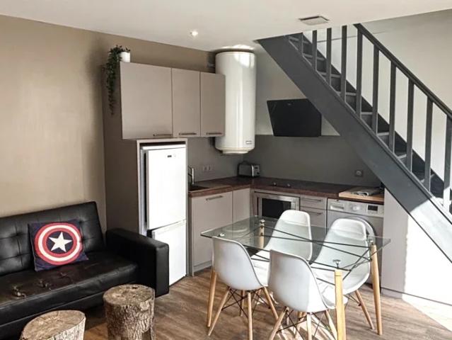 Location Appartement Rue Ruinart de Brimont, Reims