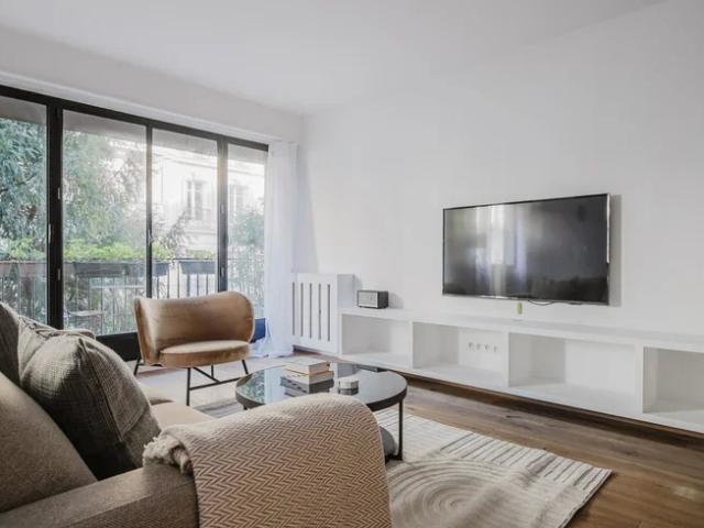 Location Appartement Rue Weber, Paris