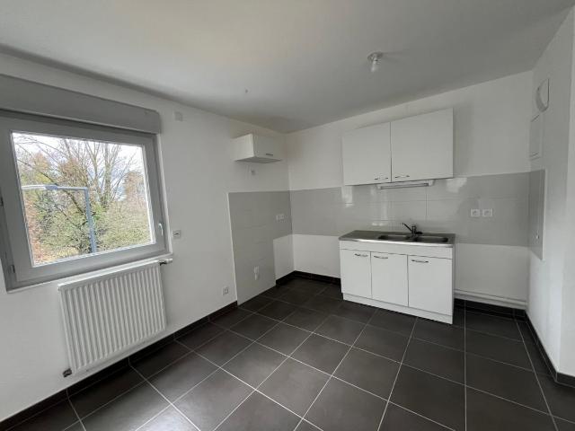 Location Appartement Rue Tom Morel, Aix les Bains