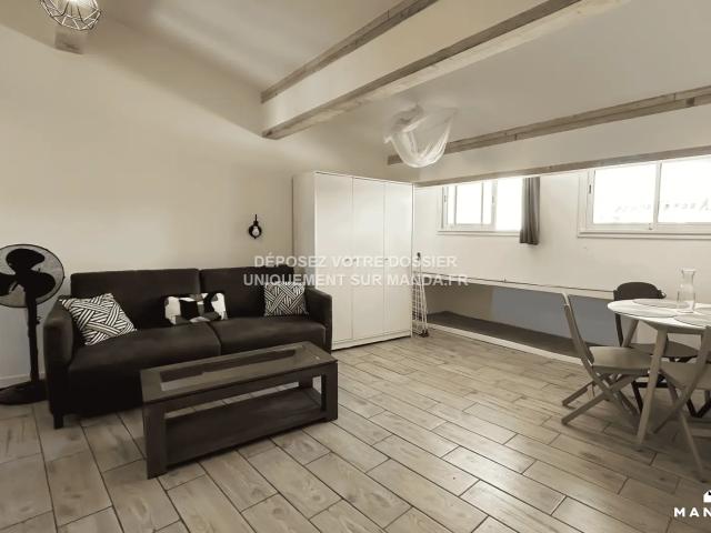 Location Appartement Rue Tapis Vert, Marseille