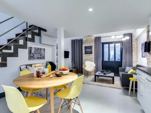 Location Appartement Rue Tardieu, Paris