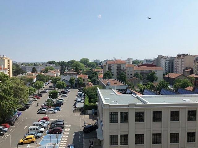Location Appartement Rue Titta Coïs, Vaulx en Velin