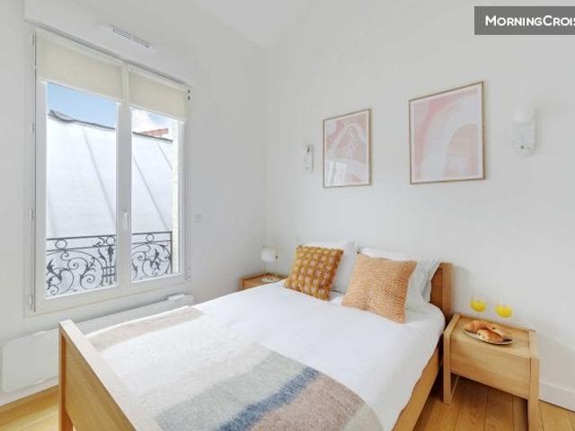 Location Appartement Rue Voltaire, Suresnes