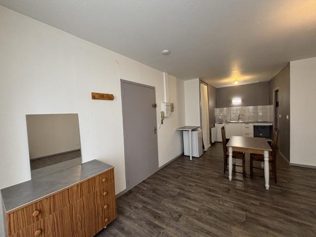 Location Appartement Rue Vaubertrand, Condrieu
