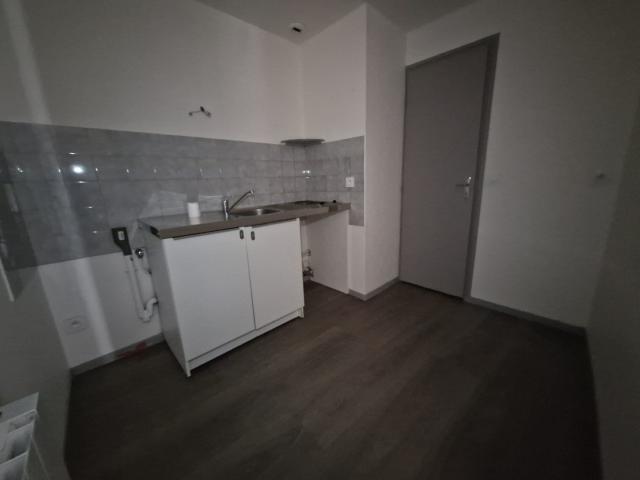 Location Appartement Rue Vaubertrand, Condrieu