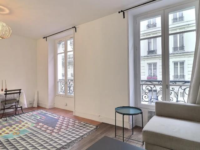 Location Appartement Rue Vaugelas, Paris