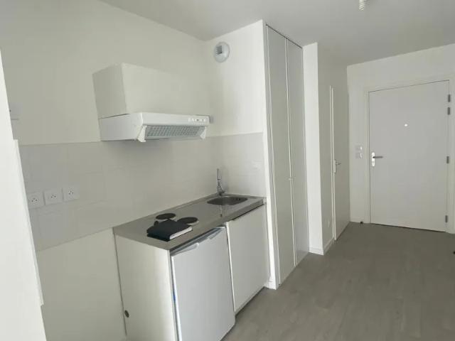 Location Appartement Rue Valérie André, Dax