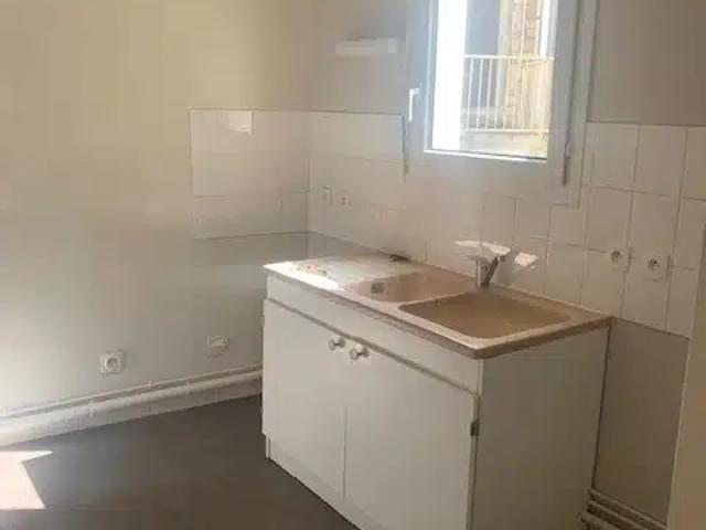 Location Appartement Rue Victor Mariotte, Chaumont
