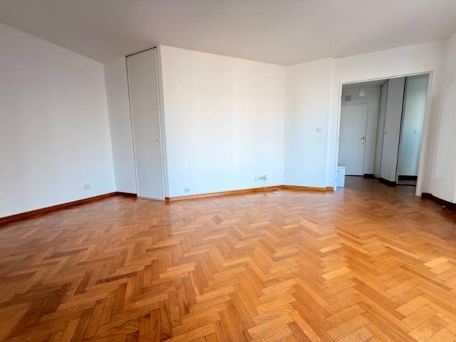 Location Appartement Rue Victor Hugo, Issy les Moulineaux