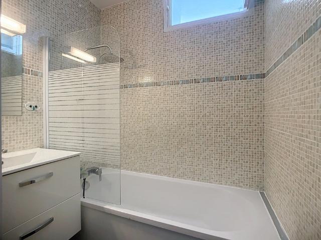 Location Appartement Rue Victor Hugo, Saint Priest