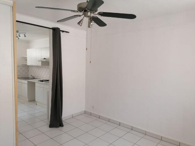 Location Appartement Rue Victor Petit, Port la Nouvelle