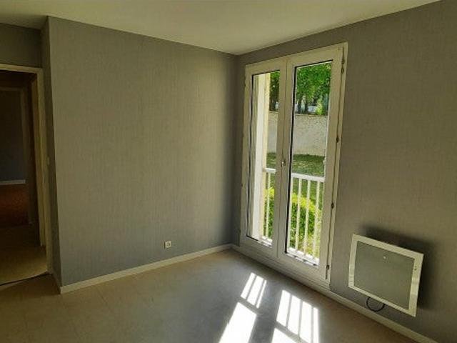 Location Appartement Rue Vieil Castel, Bourges