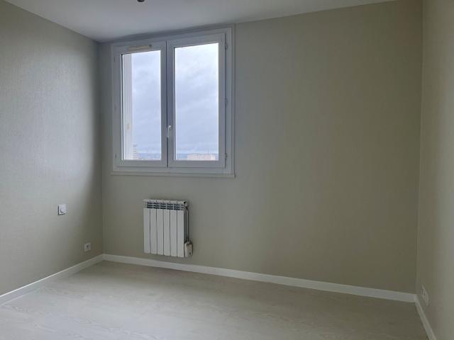 Location Appartement Rue Villevert, Châtellerault