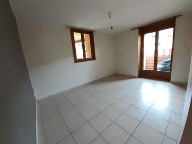 Location Appartement Rue Zidaveau, Saint Martin de Belleville