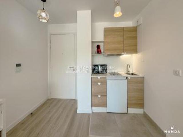 location appartement rueil malmaison 1 pièce 27 m2 hauts de seine 92500 1199 € / mois