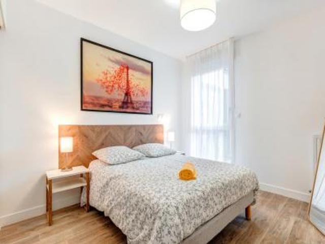 location appartement rueil malmaison 2 pièces 42 m2 hauts de seine 92500 1600 € / mois