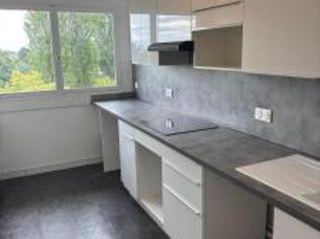 location appartement rueil malmaison 2 pièces 44 m2 hauts de seine 92500 953 € / mois