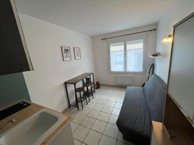 location appartement sables d'olonne 1 pièce 17 m2 vendee 85100 530 € / mois