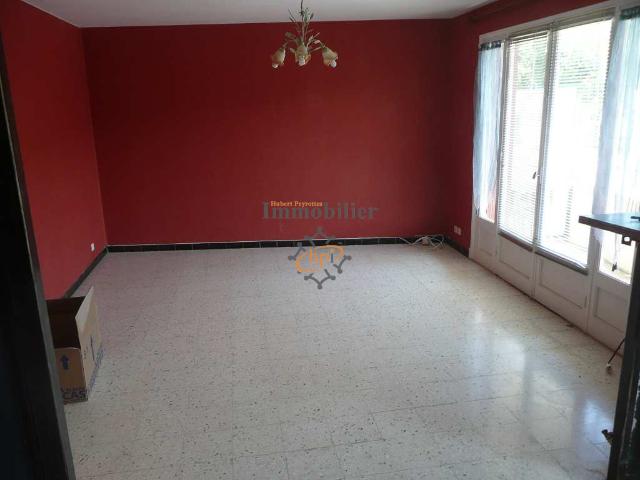 Location appartement Saint Affrique 4 pièces 80m² 623€ | Hubert Peyrottes Immobilier