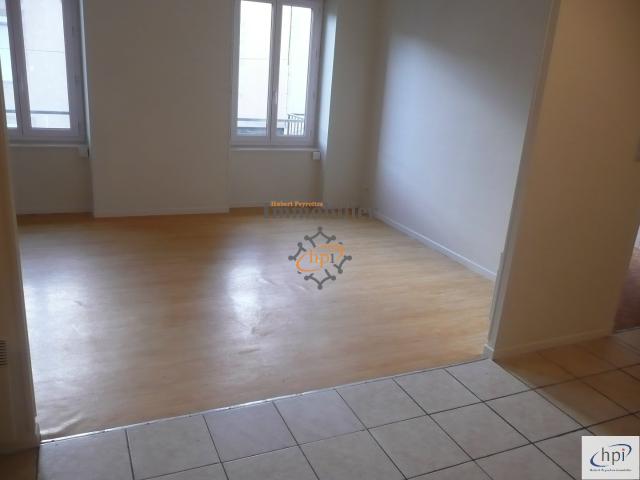 Location appartement Saint Affrique 4 pièces 81m² 584€ | Hubert Peyrottes Immobilier