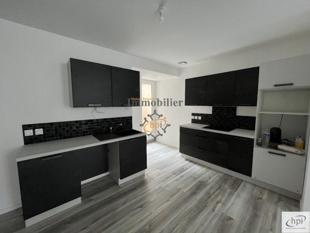 Location appartement Saint Affrique 4 pièces 92m² 702€ | Hubert Peyrottes Immobilier