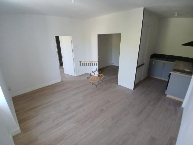 Location appartement Saint Affrique 2 pièces 41m² 450€ | Hubert Peyrottes Immobilier