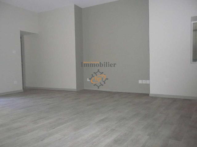 Location appartement Saint Affrique 2 pièces 42m² 397€ | Hubert Peyrottes Immobilier