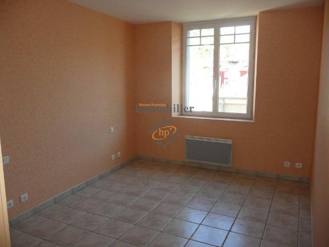 Location appartement Saint Affrique 2 pièces 45m² 445€ | Hubert Peyrottes Immobilier