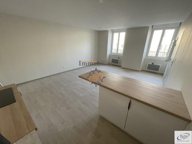 Location appartement Saint Affrique 2 pièces 48m² 456€ | Hubert Peyrottes Immobilier